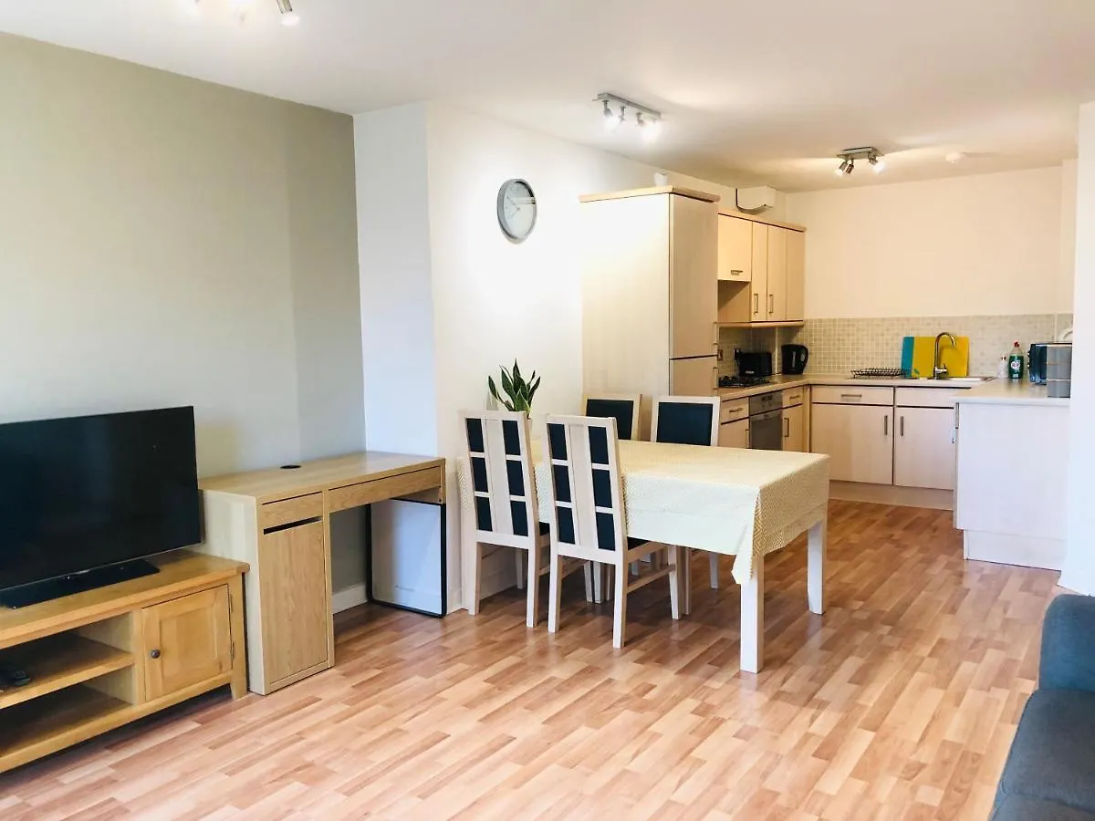 Appartement Modern Spacious Retreat Full Fibre Wi-Fi & Free Parking Édimbourg